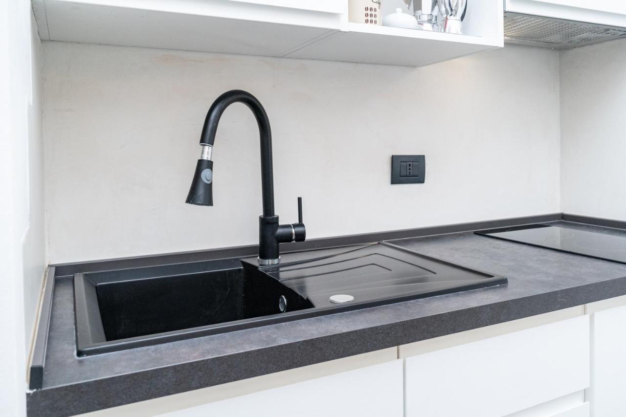 Brand New Studio With Garage - Close To The Beach Acquarica del Capo Εξωτερικό φωτογραφία